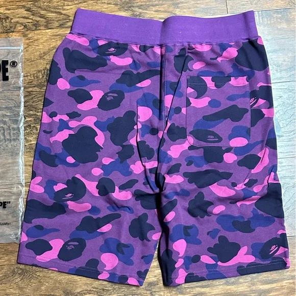 Authentic *NEW* BAPE purple camo shark sweat shorts 🦈
